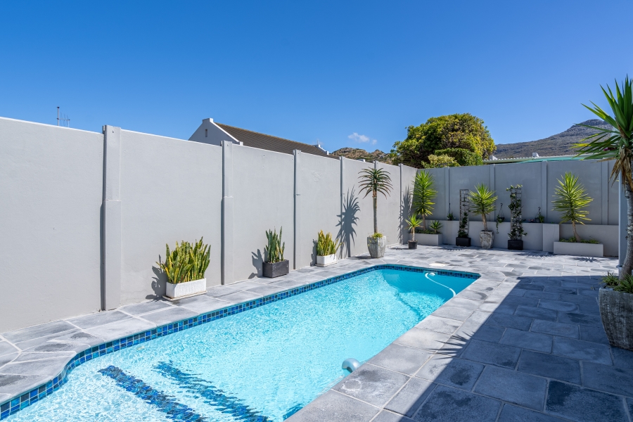 3 Bedroom Property for Sale in Silverglade Western Cape